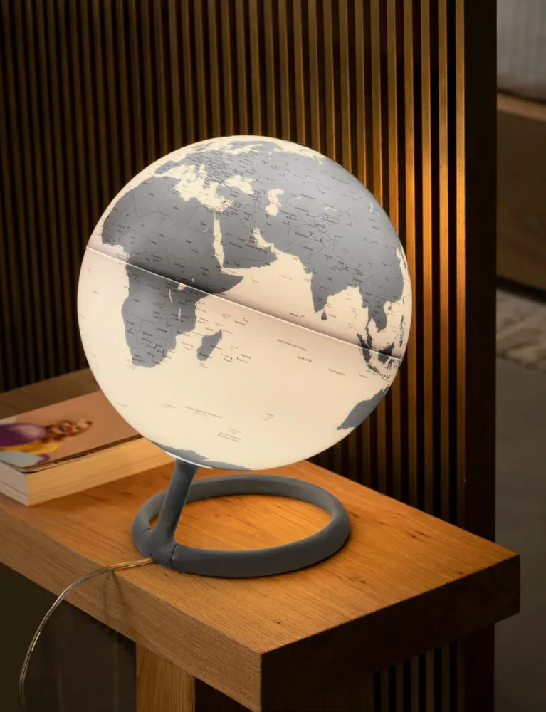 evolve Giada design globe blue-grey