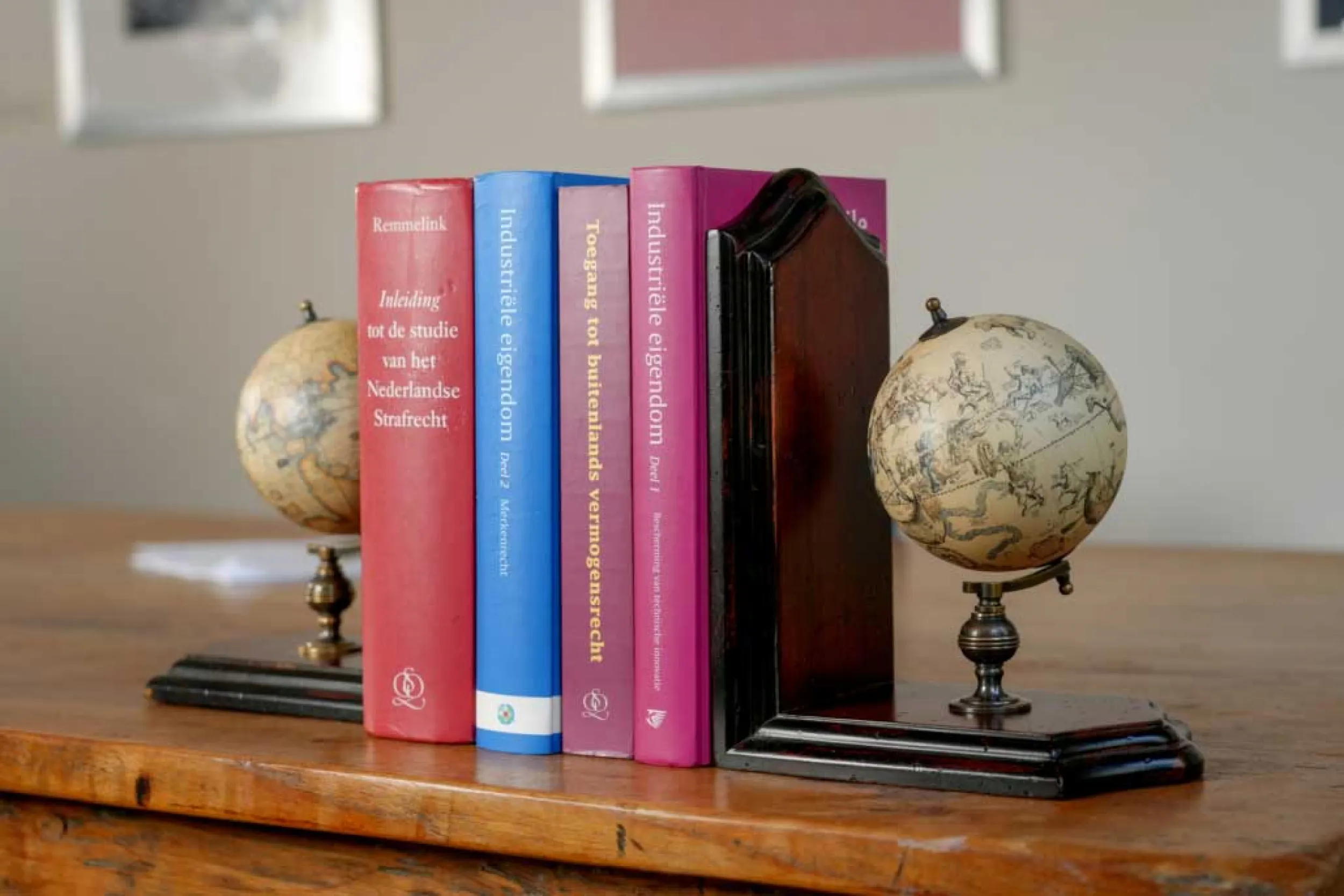 Globe bookends (replica) with historical cartography